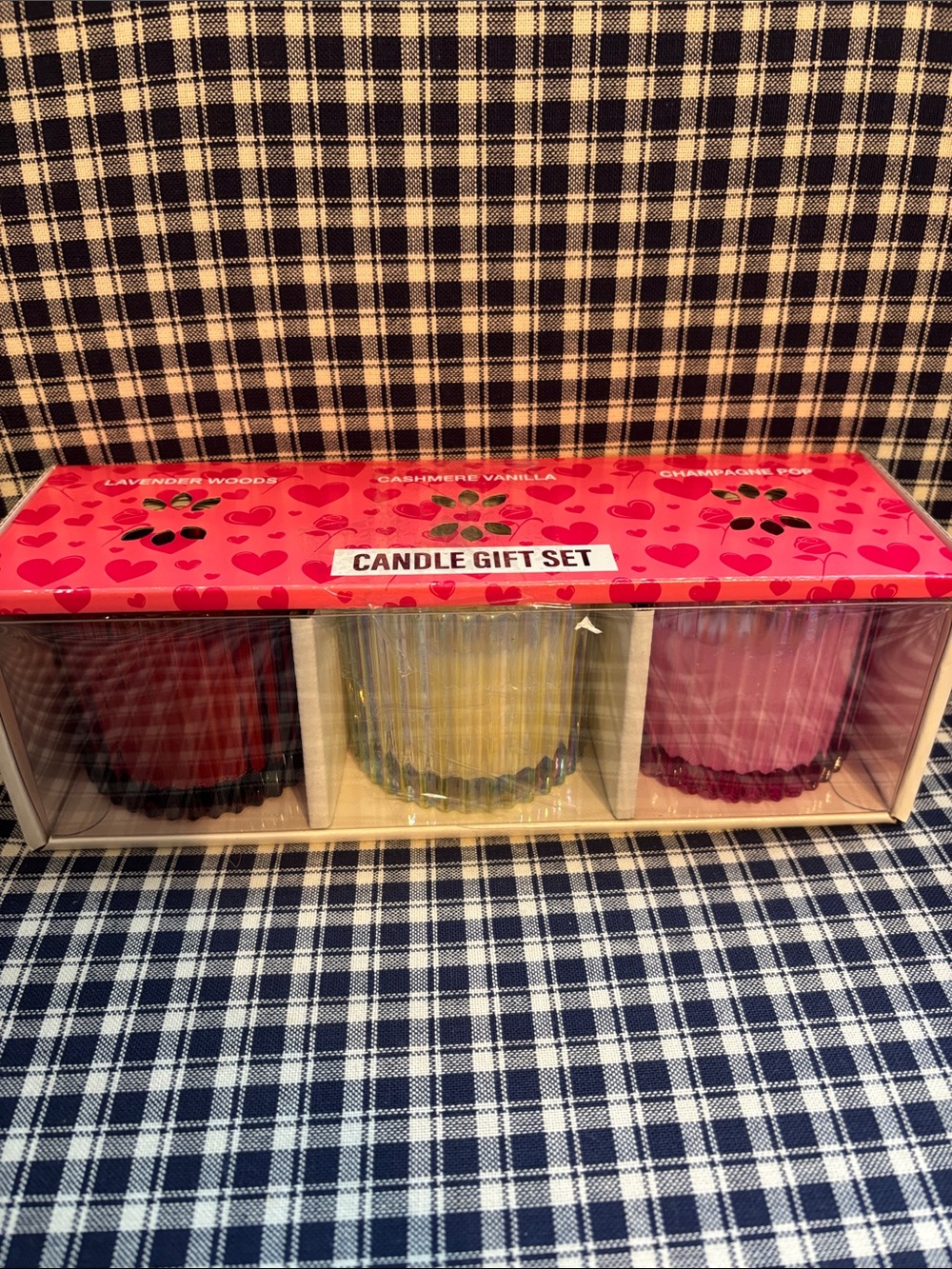 Heart-Patterned Candle set of three